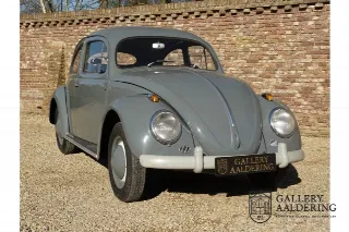 Foto 31 di 100: Volkswagen Beetle Standard Oval 1200