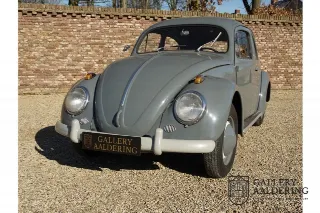 Foto 35 di 100: Volkswagen Beetle Standard Oval 1200