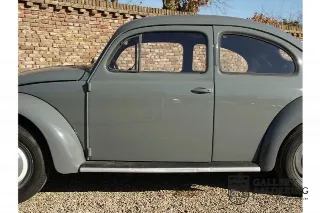Foto 39 di 100: Volkswagen Beetle Standard Oval 1200
