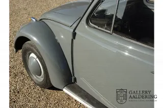 Foto 41 di 100: Volkswagen Beetle Standard Oval 1200