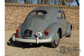 Foto 54 di 100: Volkswagen Beetle Standard Oval 1200