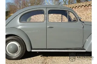 Foto 61 di 100: Volkswagen Beetle Standard Oval 1200