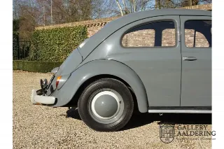 Foto 72 di 100: Volkswagen Beetle Standard Oval 1200