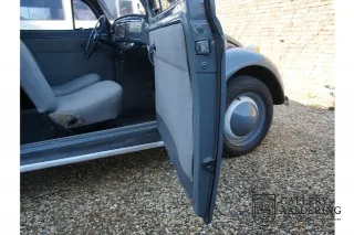 Foto 79 di 100: Volkswagen Beetle Standard Oval 1200