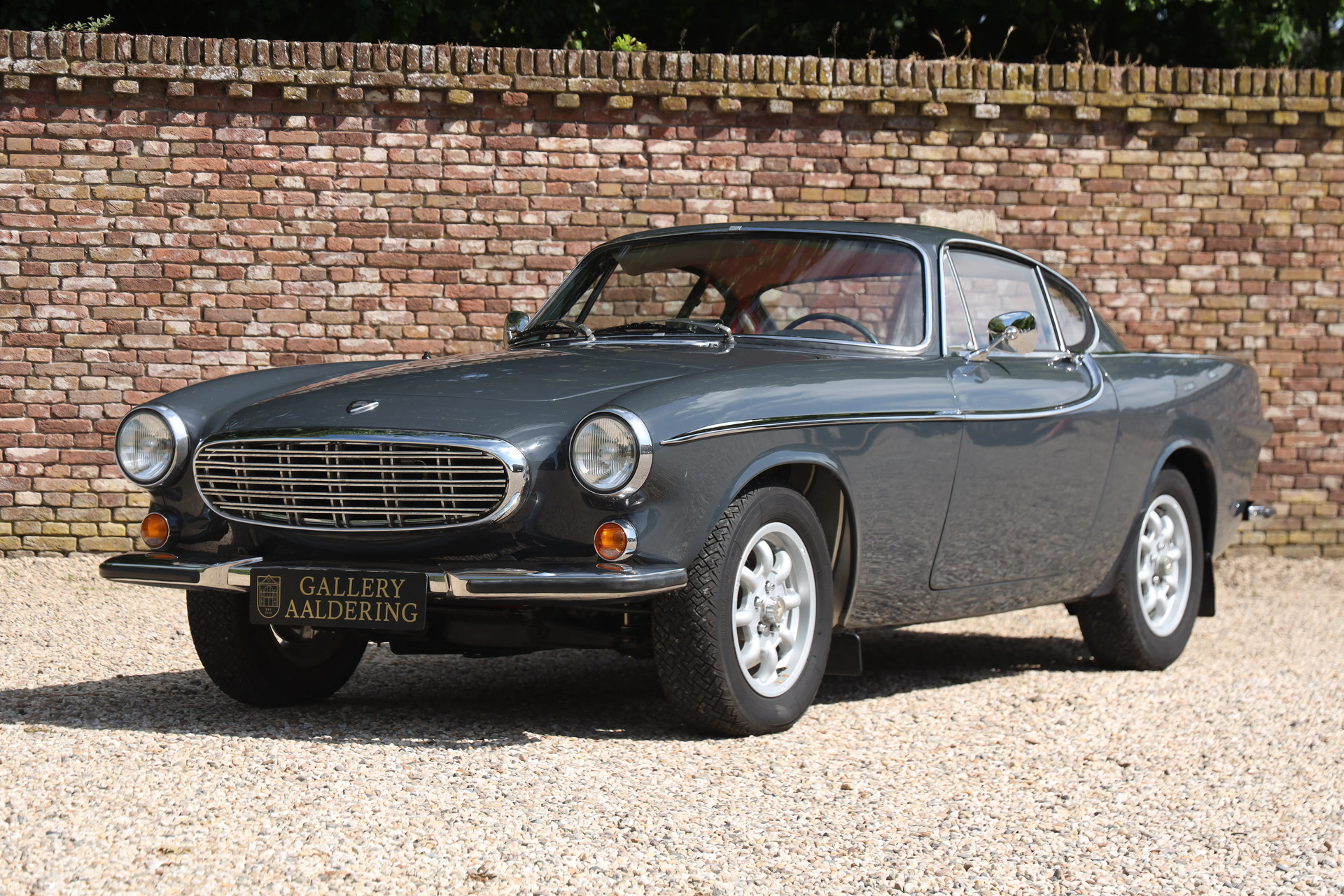 Volvo P1800S “Restored with sympathy”