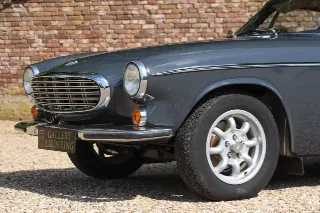 Foto 10 di 90: Volvo P1800S “Restored with sympathy”