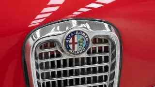 Photo 13 sur 40: Alfa Romeo Giulia Sprint 1300