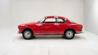 Photo 25 sur 40: Alfa Romeo Giulia Sprint 1300