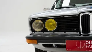 Photo 16 sur 40: BMW 520 E12
