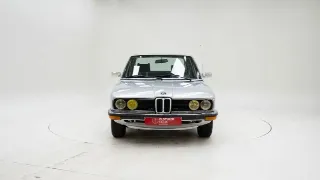 Photo 6 sur 40: BMW 520 E12
