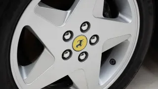 Foto 28 von 40: Ferrari 348 TS