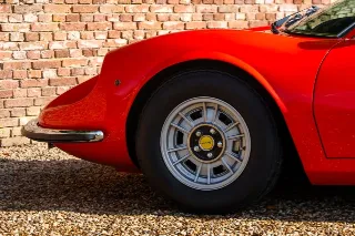 Foto 109 di 179: Ferrari 246 GT “Dino Rosso”
