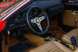 Foto 113 di 179: Ferrari 246 GT “Dino Rosso”