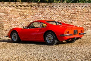 Foto 120 di 179: Ferrari 246 GT “Dino Rosso”