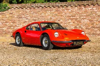 Foto 125 di 179: Ferrari 246 GT “Dino Rosso”