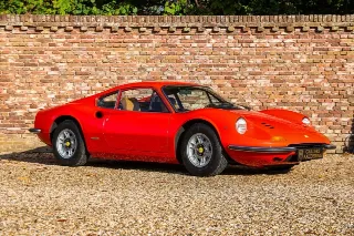 Foto 127 di 179: Ferrari 246 GT “Dino Rosso”