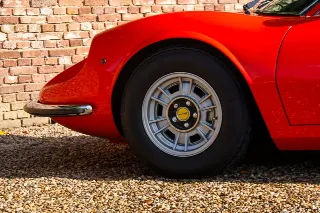 Foto 78 di 179: Ferrari 246 GT “Dino Rosso”
