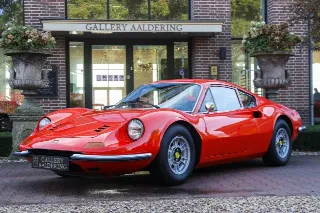 Foto 79 di 179: Ferrari 246 GT “Dino Rosso”