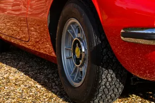 Foto 91 di 179: Ferrari 246 GT “Dino Rosso”