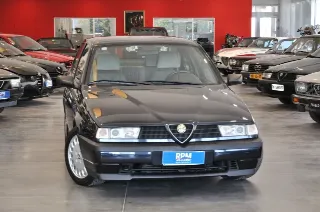 Foto 1 von 27: Alfa Romeo 155 1.8i Twin Spark cat CRS Clima