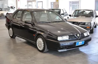 Foto 6 von 27: Alfa Romeo 155 1.8i Twin Spark cat CRS Clima