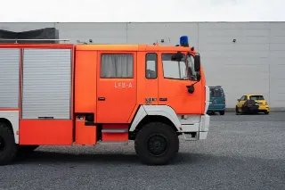 Foto 17 di 40: STEYR 10 S 18 4x4 Feuerwehr wohn mobile