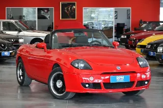 Foto 16 di 30: Fiat Barchetta 1.8 16V CRS Rosso Corsa