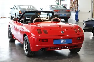 Foto 18 di 30: Fiat Barchetta 1.8 16V CRS Rosso Corsa