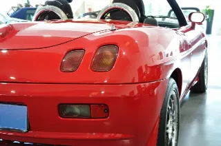 Foto 22 di 30: Fiat Barchetta 1.8 16V CRS Rosso Corsa