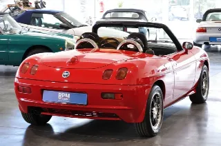 Foto 6 di 30: Fiat Barchetta 1.8 16V CRS Rosso Corsa