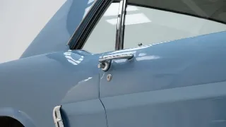 Photo 16 of 40: Ford Mustang