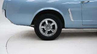 Photo 20 of 40: Ford Mustang