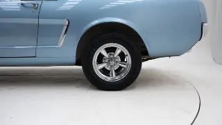 Photo 37 of 40: Ford Mustang