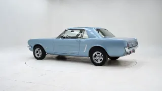 Photo 4 of 40: Ford Mustang