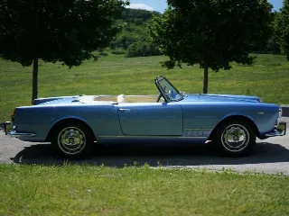 Photo 6 of 8: Alfa Romeo 2000 Spider Touring | 1960 | Route 66 Auctions