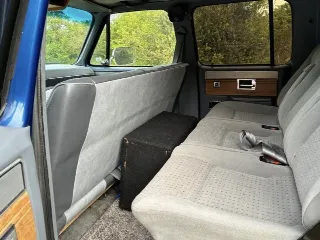 Photo 7 of 8: Chevrolet Suburban | 1988 | Route 66 Auctions