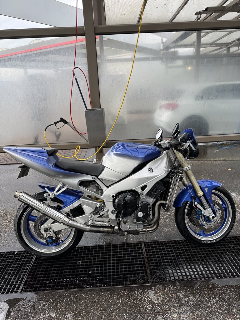 Yamaha YZF-R1 | 1998 | Route 66 Auctions