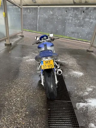 Foto 5 di 8: Yamaha YZF-R1 | 1998 | Route 66 Auctions