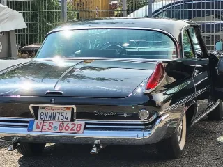 Foto 5 di 8: Chrysler Windsor | 1960 | Route 66 Auctions