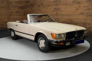 Foto 3 di 8: Mercedes Benz 350 SL | 1972 | Route 66 Auctions