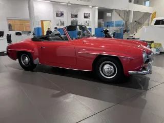 Foto 8 di 8: Mercedes-Benz 190 SL | 1960 | Route 66 Auctions