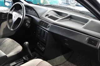 Foto 13 di 27: Alfa Romeo 155 1.8i Twin Spark cat Clima CRS supertagliandata