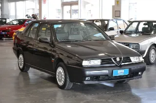 Foto 16 di 27: Alfa Romeo 155 1.8i Twin Spark cat Clima CRS supertagliandata