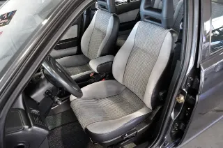 Foto 24 di 27: Alfa Romeo 155 1.8i Twin Spark cat Clima CRS supertagliandata
