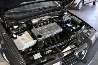 Foto 8 di 27: Alfa Romeo 155 1.8i Twin Spark cat Clima CRS supertagliandata