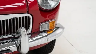 Foto 13 di 40: MG B roadster + Hardtop