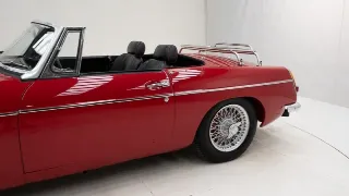Foto 33 di 40: MG B roadster + Hardtop