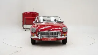 Foto 9 di 40: MG B roadster + Hardtop