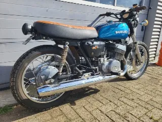 Photo 6 of 8: Suzuki T500 | 1974 | Route 66 Auctions