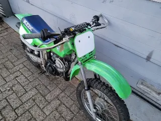Foto 3 di 8: Kawasaki KDX80 | 1987 | Route 66 Auctions